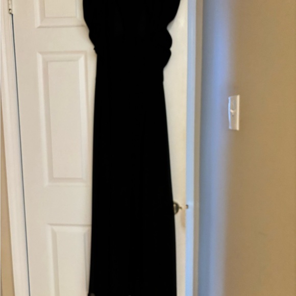 Halston black flutter sleeve gown - Picture 3 of 5